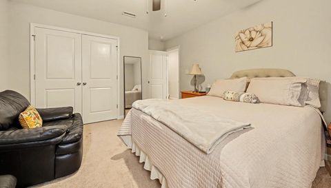 208 Princess Pl