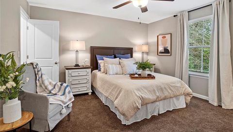 2219 Cedarbrook