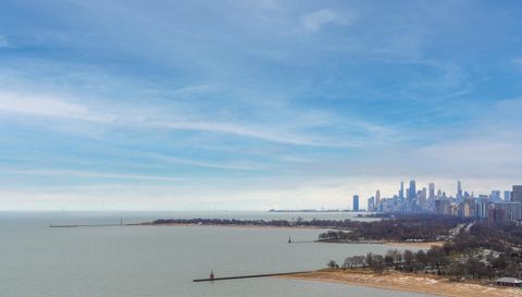 6157 N Sheridan Road