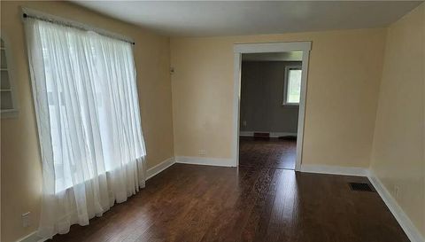 110 W Orchard Springs Dr