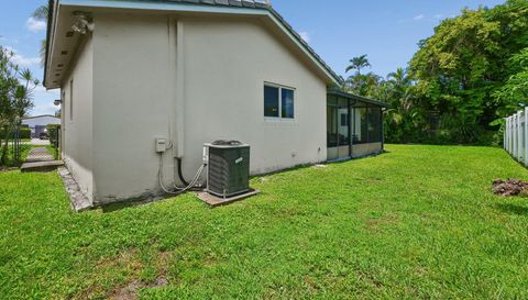 7506 NW 42nd St