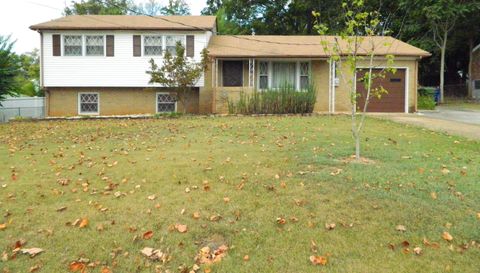 302 Mountain Gap Rd SE