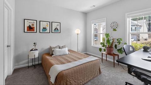 1836 Holman Forest Dr NE