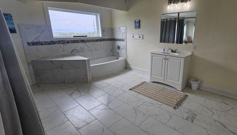 8528 S Old Oregon Inlet Rd