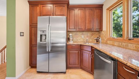 28 Bayview Dr