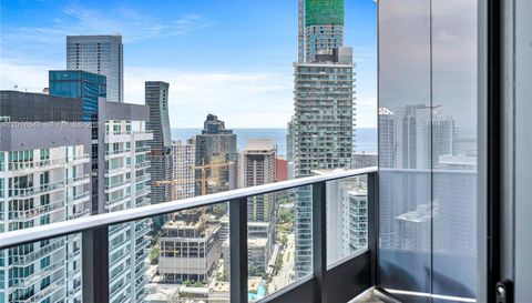 1000 Brickell Plz