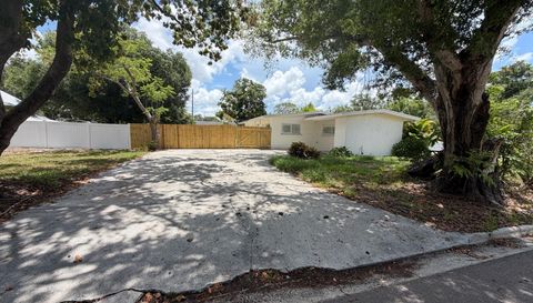 2612 9th Ave W