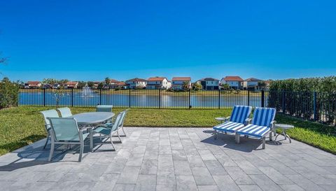 10481 ROYAL CYPRESS WAY