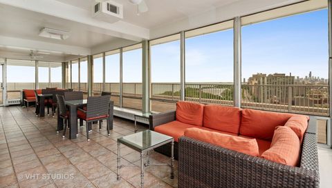 3900 N Lake Shore Drive