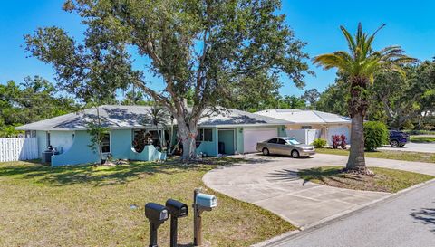 1369 Brookside Dr
