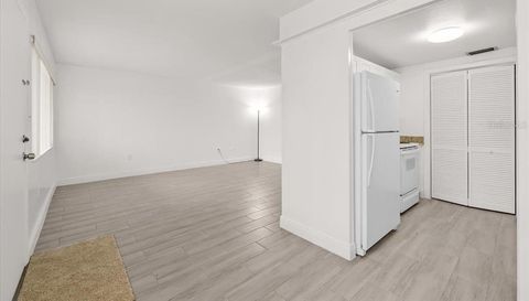 1235 S HIGHLAND AVENUE