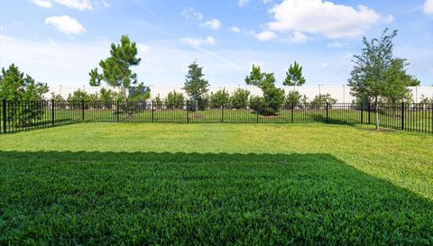 4512 CRESTPOINT Wy