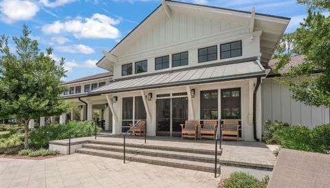 75 Crossfield Pl