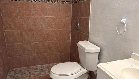 5226 VIA HACIENDA CIRCLE