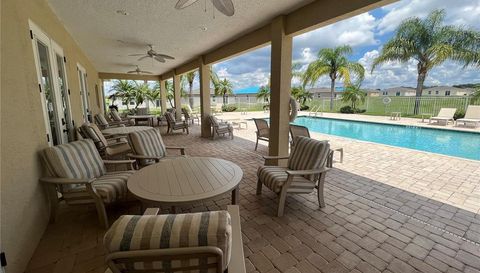 1392 Stone Ridge