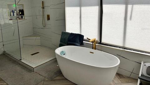 1800 GRANADA BOULEVARD