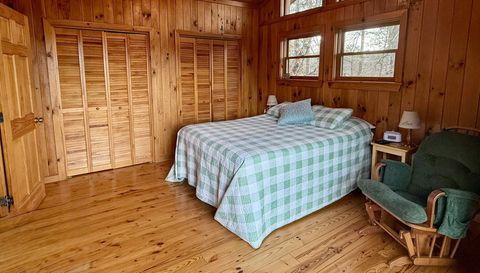 8734 Highway 76 W