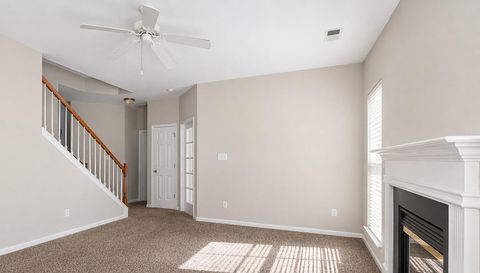 1212 Oakdale Commons Ct