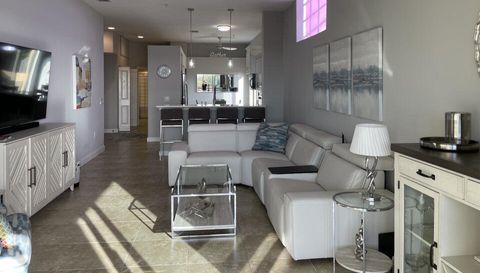 8597 Via Garibaldi Cir