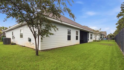 36 Pne Lk Dr