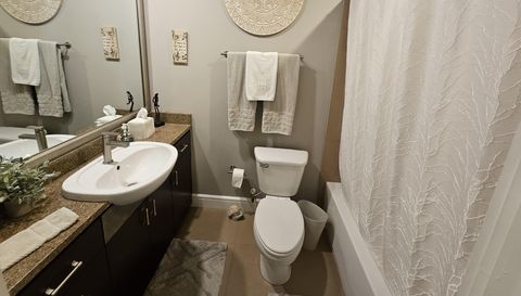 333 W Trade St Unit 1202 Charlotte