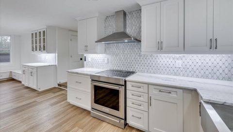 4756 MIKE PADGETT Highway