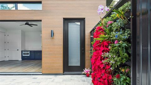 708 W KENTUCKY AVENUE