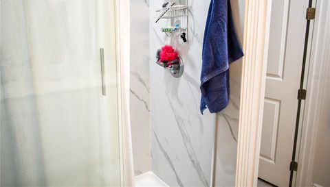 180 LAKE SMART CIRCLE