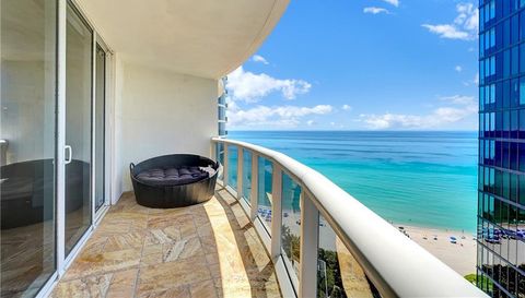 17201 Collins Ave