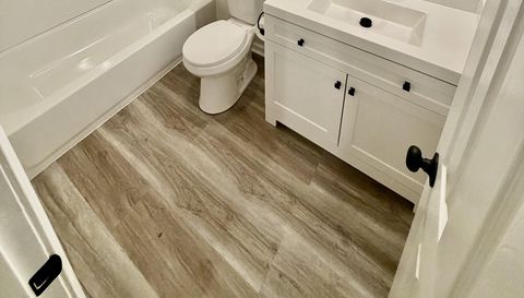 3904 Trade Wind Ct