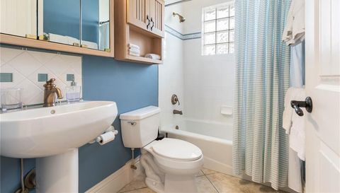 12 CINNAMON BEACH WAY