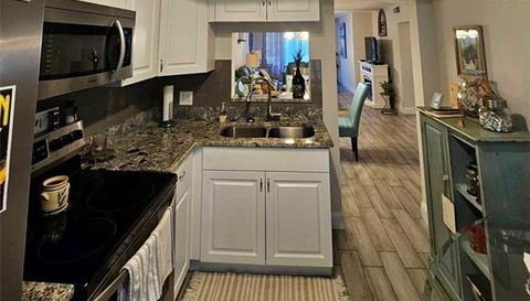 1370 Heather Ridge