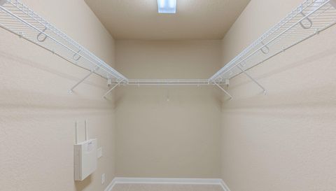 6906 Cedar Breeze