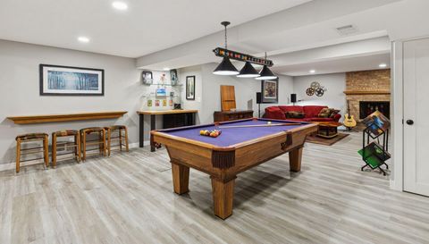 5833 Creek Valley Rd