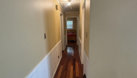 201 Loraine Woods Dr