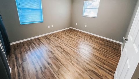 222 Highlands Lake Dr