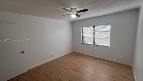 3105 Oakland Shores Dr