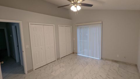 3048 Pineda Dr