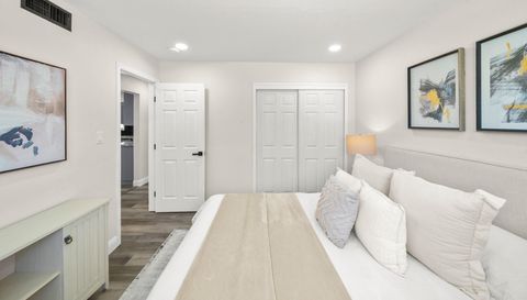 6741 Steiner Dr
