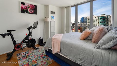 600 N Dearborn Street