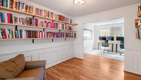 12328 Sandringham Pl