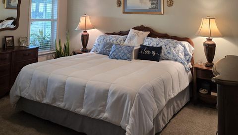 3925 Manatee Club Dr