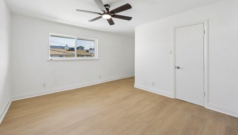 5050 Matilda St #225