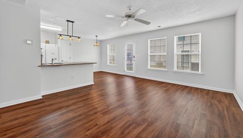 109 Darby's Crossing Ct