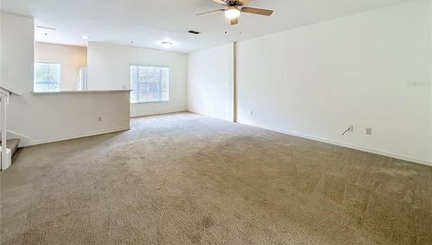 439 OLD FARM LN