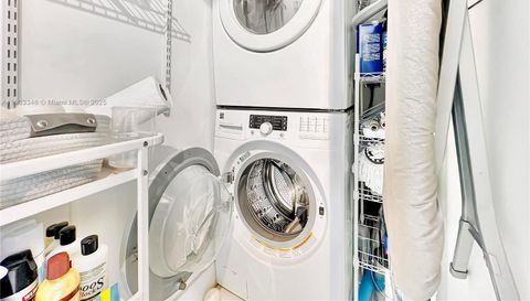 6700 Indian Creek Dr