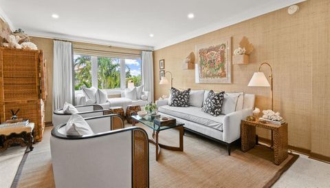 455 Australian Avenue