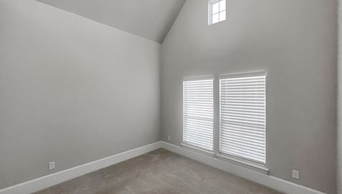 16807 Hemlock Grove Dr