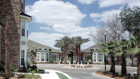 2407 COURTNEY MEADOWS COURT