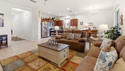 133 LAKESHORE DRIVE